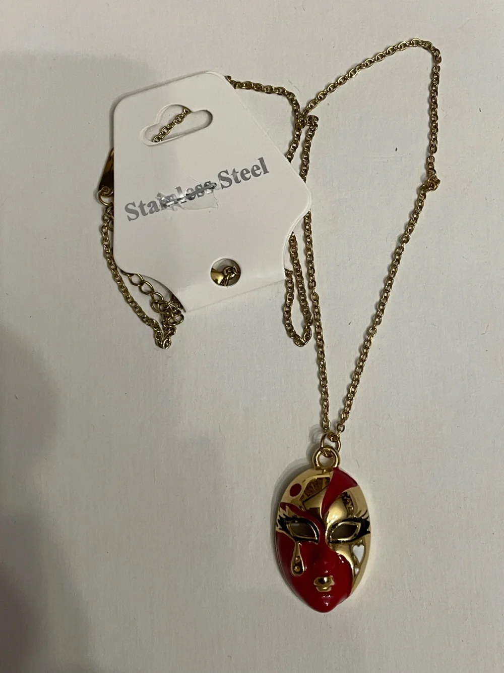 Gold and Red Venetian masquerade Mask Pendant Necklace -nwt